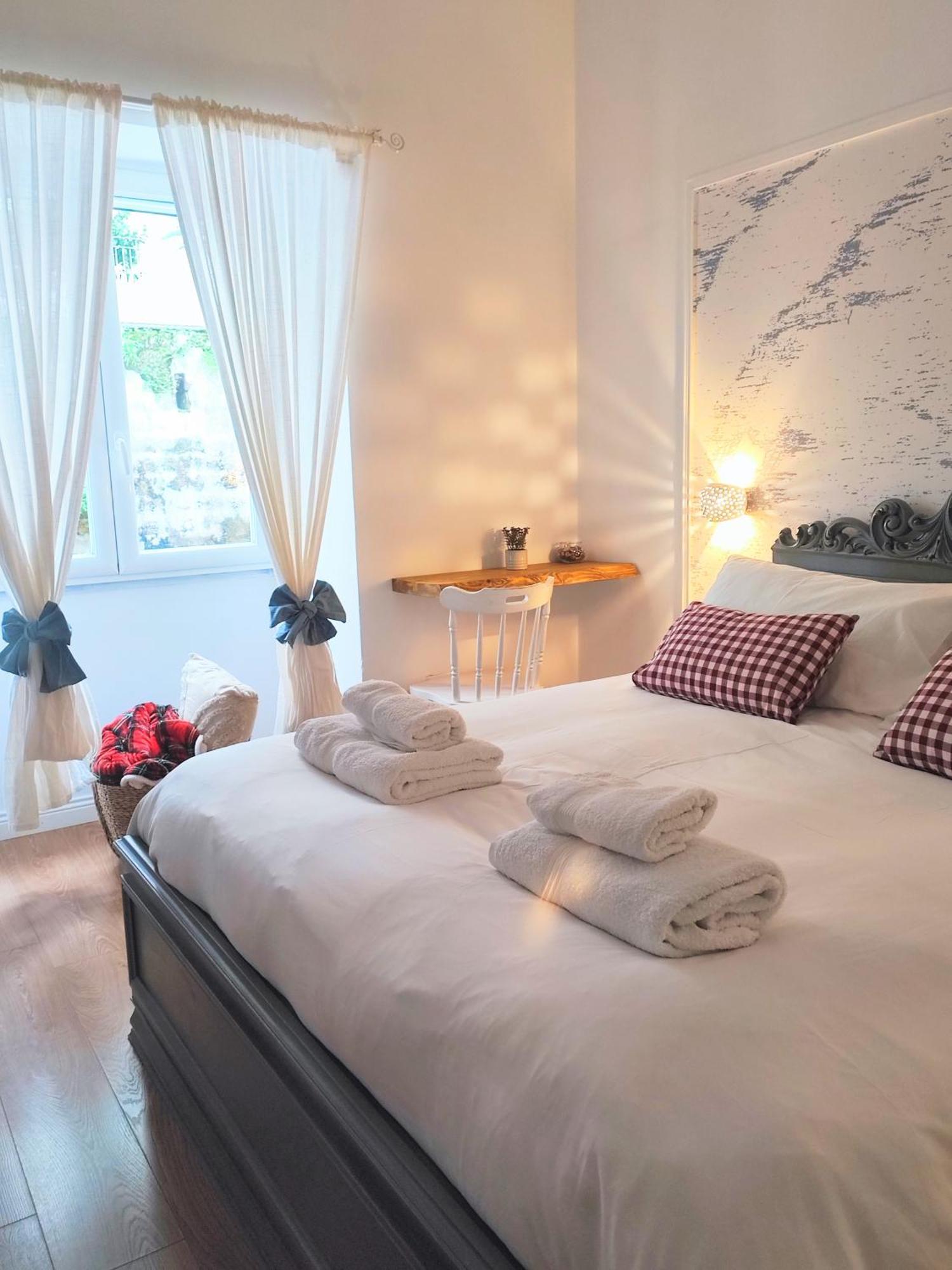 נאפולי Annamaria Rooms חדר תמונה